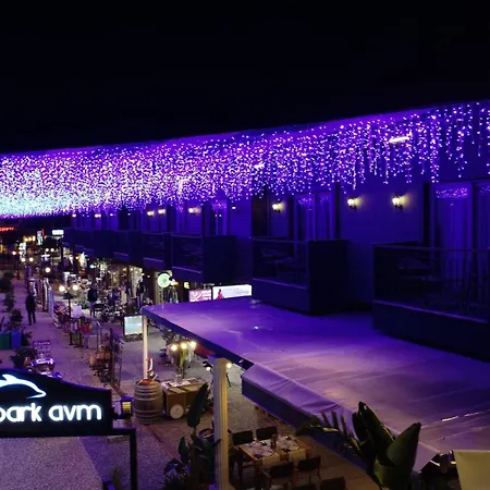 Dolphin Park فندق