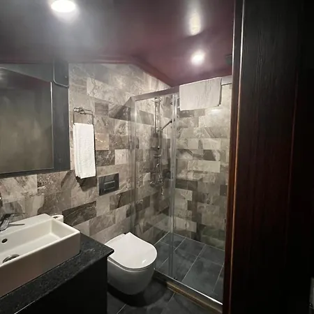 Hotel Dolphin Park 3*