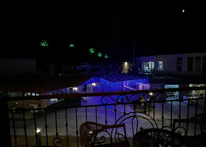 Dolphin Park Hotel 3*