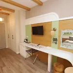 Hotel Dolphin Park 3*