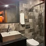 Dolphin Park 3*