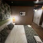 Hotel Dolphin Park
