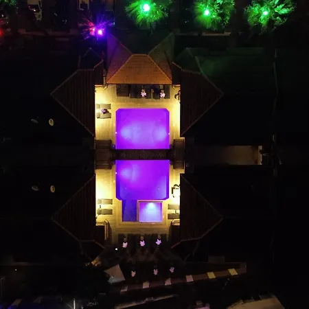 Dolphin Park Szálloda 3*