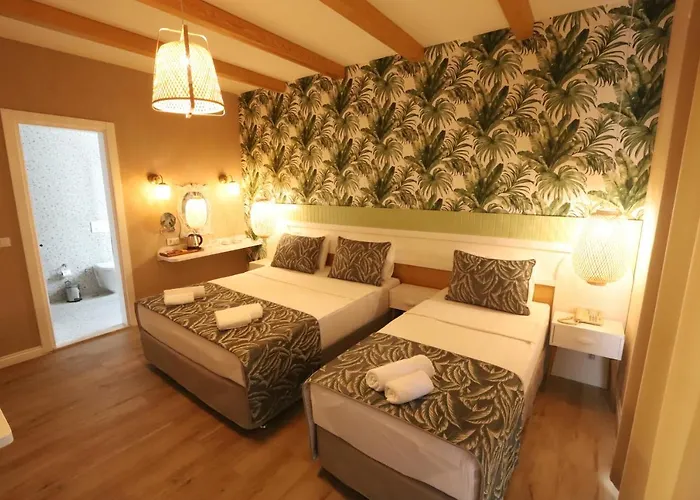 Szálloda Dolphin Park 3*